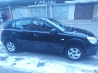Kia rio - 2