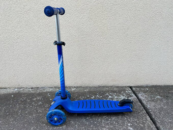 Detská kolobežka s LED kolieskami - 2