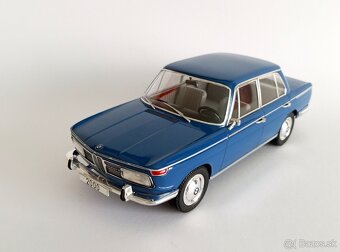 1:18 BMW 2000 - 2