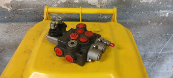 rozvadzac na hydrauliku - 2