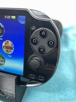 PS vita PCH-1004 oled displej -folia +4gb - 2