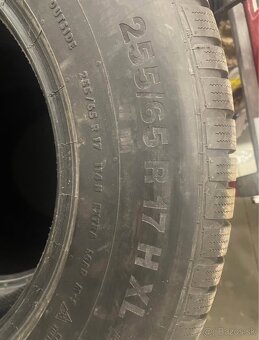 Continental wintercontact 255/65/17 - 2