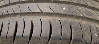 Predám 4ks jazdené letné 185/65r15-88H Kumho - 2