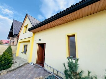 ZNÍŽENÁ CENA EXKLUZÍVNY RD, 6 IZBOVÝ RODINNÝ DOM, 300 - 2