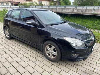 Hyundai i30 1,4 - 80kw, Benzín - 2