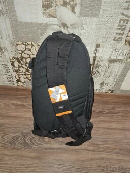 Lowepro Slingshot 202 AW batoh - 2