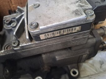 Čerpadlo VP44 2.5 V6 120kw BDG - 2