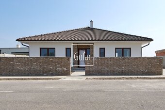 Veľký 4i samostatný RD +4xparking DS - 2
