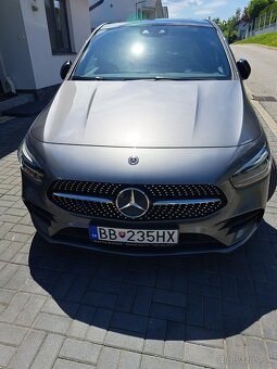 Mercedes Benz B200 D - 2
