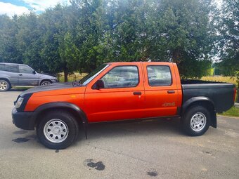 Nissan Navara - 2