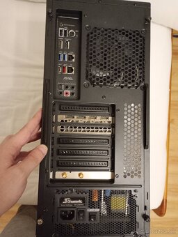 🖥️ HERNÝ / PRACOVNÝ PC – Ryzen 7 + RX 6600 + 32GB RAM - 2