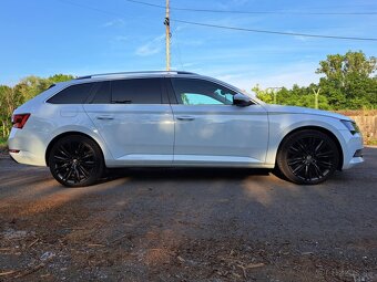Škoda superb3.2tdi.combi - 2