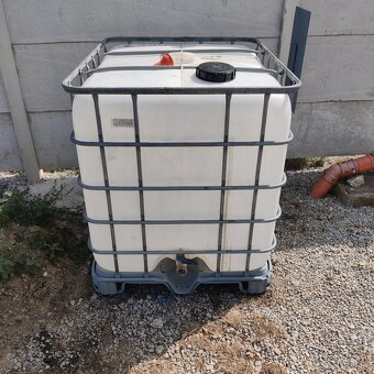 IBC kontajner 1000l schutz - 2