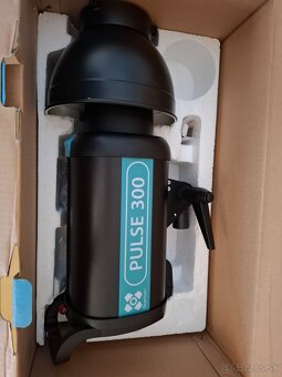 Profesionálny štúdiový záblesk - 2