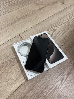 iPhone 15 Pro – 256 GB, farba Prírodný Titan - 2