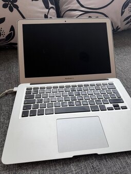 MacBook Air 13-inch, 2017 - 2