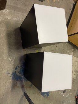 Prezentačné stoly - 2