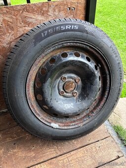 Zimné pneu 175/65 R15 84T - 2