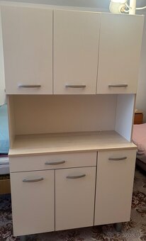 Kuchynská skrinka - 2