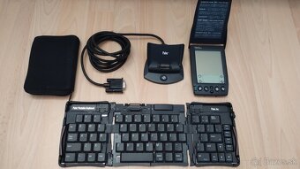 Predám vreckový počítač Palm III xe - 2