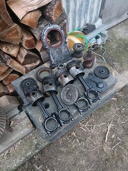 Zetor piesty na motor - 2