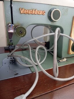 Šijací stroj Veritas - 2