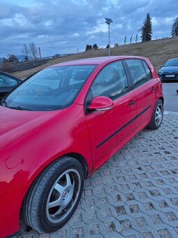 Predám VW Golf   V - 2