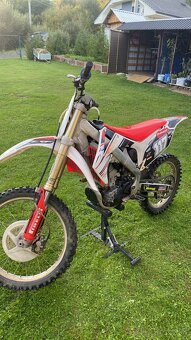 Honda CRF250R - 2