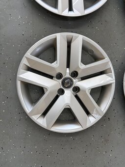 Renault puklice R16 - 2