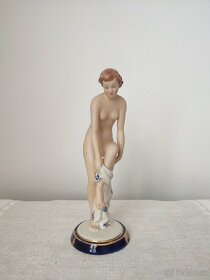 Royal dux akt žena s uterákom porcelánová soška - 2
