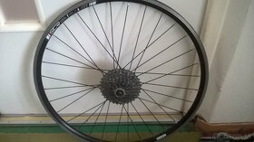 karbonové koleso na cyklo - 2