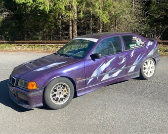 BMW E36 compact - 2