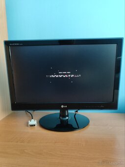 Predám monitor LG - 2