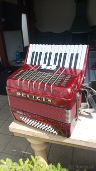 Harmonika -Akordeon.Červená perleť.Delícia Junior 60 basová. - 2