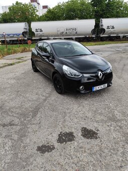 Renault Clio - 2