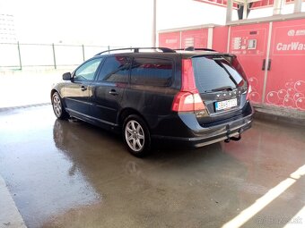 Volvo V70 - 2