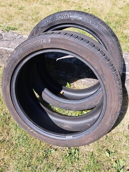 Letne pneu 255/40 r20 - 2