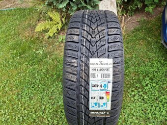 225/50 r17 Dunlop, zimné, 4ks, 9mm TOP. nejazdená sada - 2