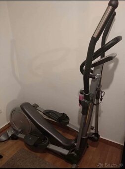 Stroj na cvičenie - Eliptický trenažér - 2
