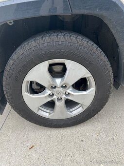 Predám celoročné pneumatiky - 2