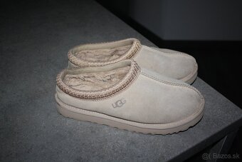 UGG teplucke kratke cizmy - 2