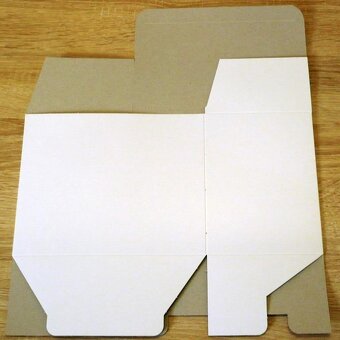 Biela kartonová krabica - 2