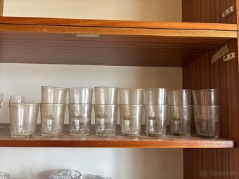 Sklenene pohare rozne - 2