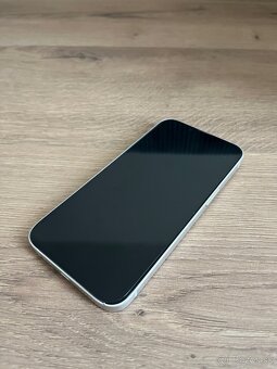 Apple iPhone 13 256GB - 2