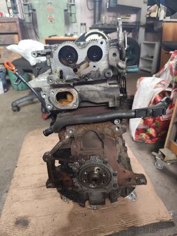 Predám motor 1.6 TDI CAY (CAYC) – 77 kW - 2
