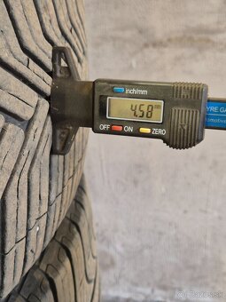 Celorocne pneumatiky 225/45 R18 - 2