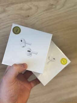 Bezdrôtové slúchadlá AirPods Pro - 2