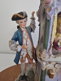 Porcelánová soška Biscuit - 2