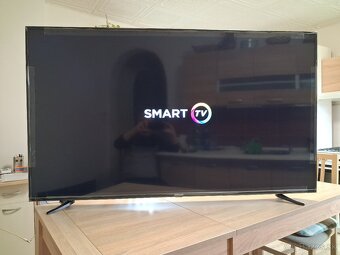 Predám 4K Ultra HD SMART TV SENCOR SLE 65US600TCSB - 2