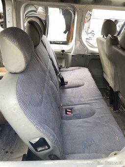 Zadne autosedačky Renault Trafic Opel Vivaro - 2